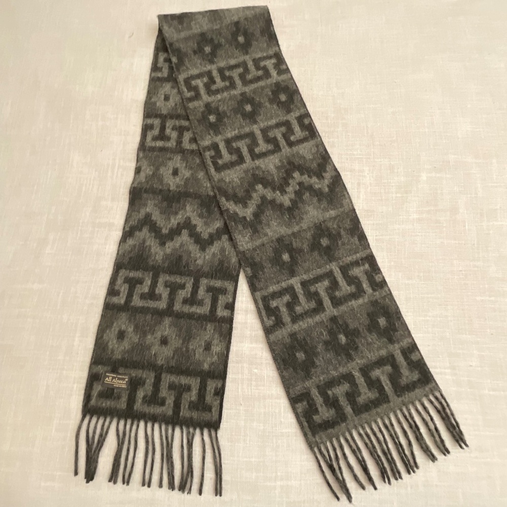 Alpaca Scarf Geometric Design Black Grey Fringed Unisex 9”x72” NWOT